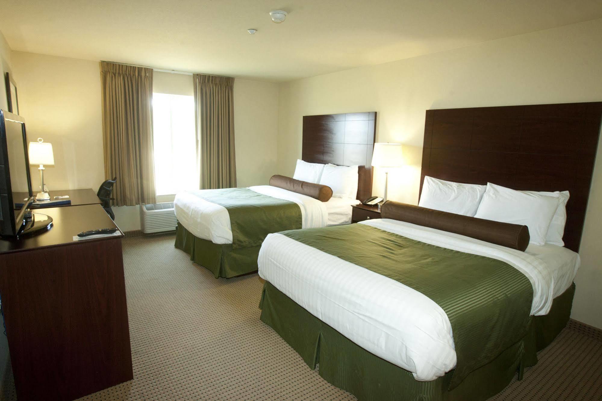 Cobblestone Inn & Suites - Langdon ภายนอก รูปภาพ
